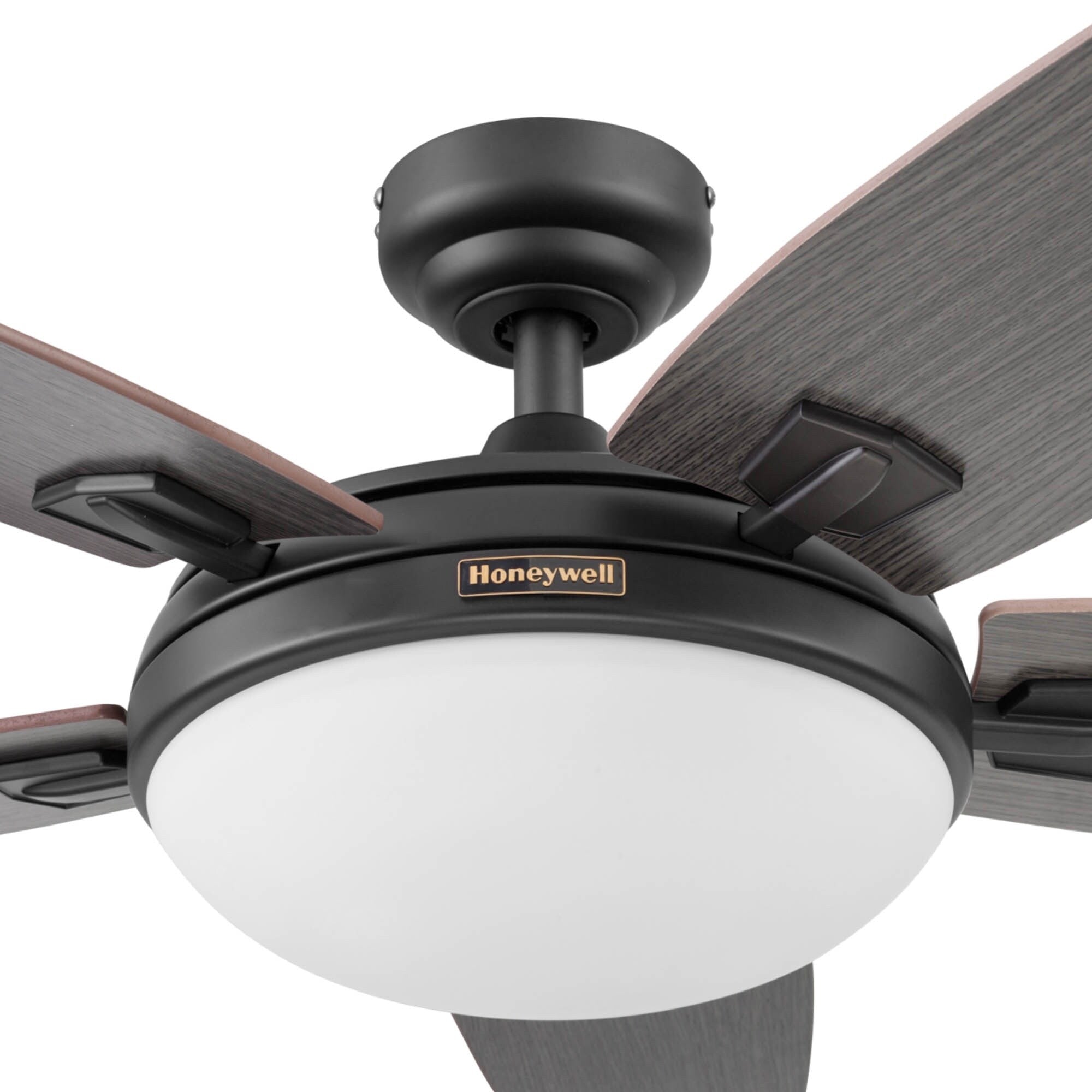 Ventilateur de plafond Honeywell Carmel 48 avec éclairage intégré et télécommande