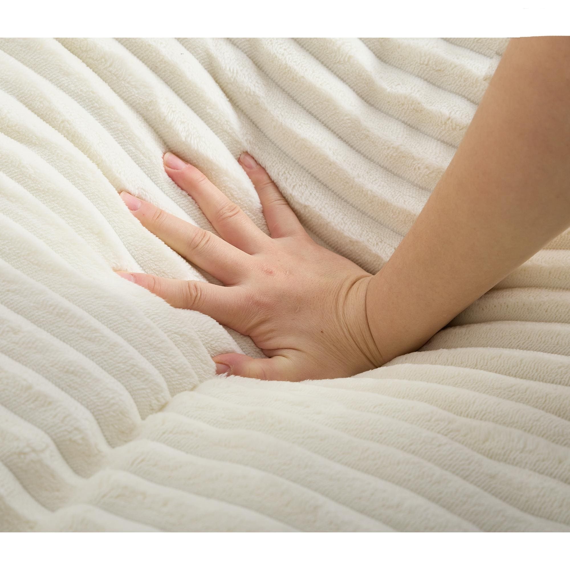 Canapé-lit Harmonia 109 W surdimensionné en velours côtelé, siège profond, double méridienne avec 4 oreillers