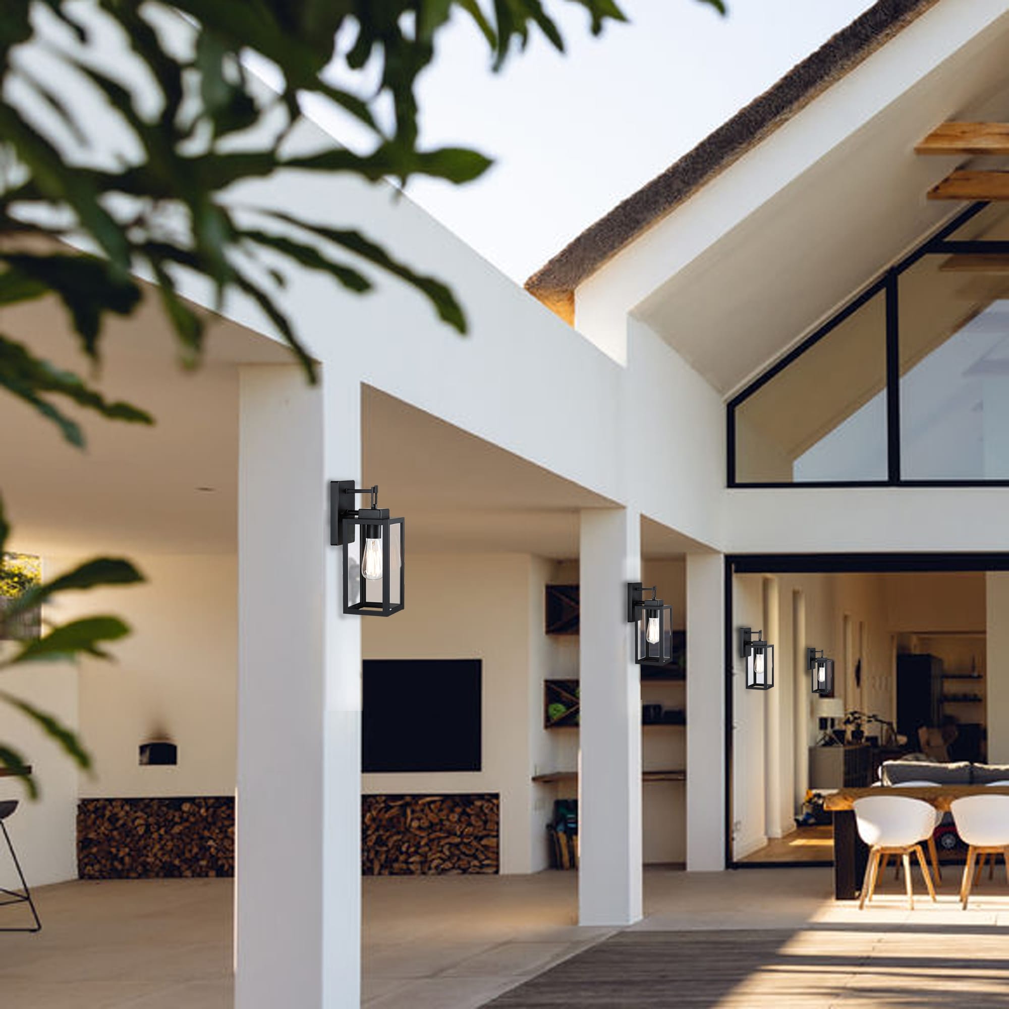 Lot de 4 appliques murales extérieures à 1 lumière, finition noir mat et abat-jour en verre transparent