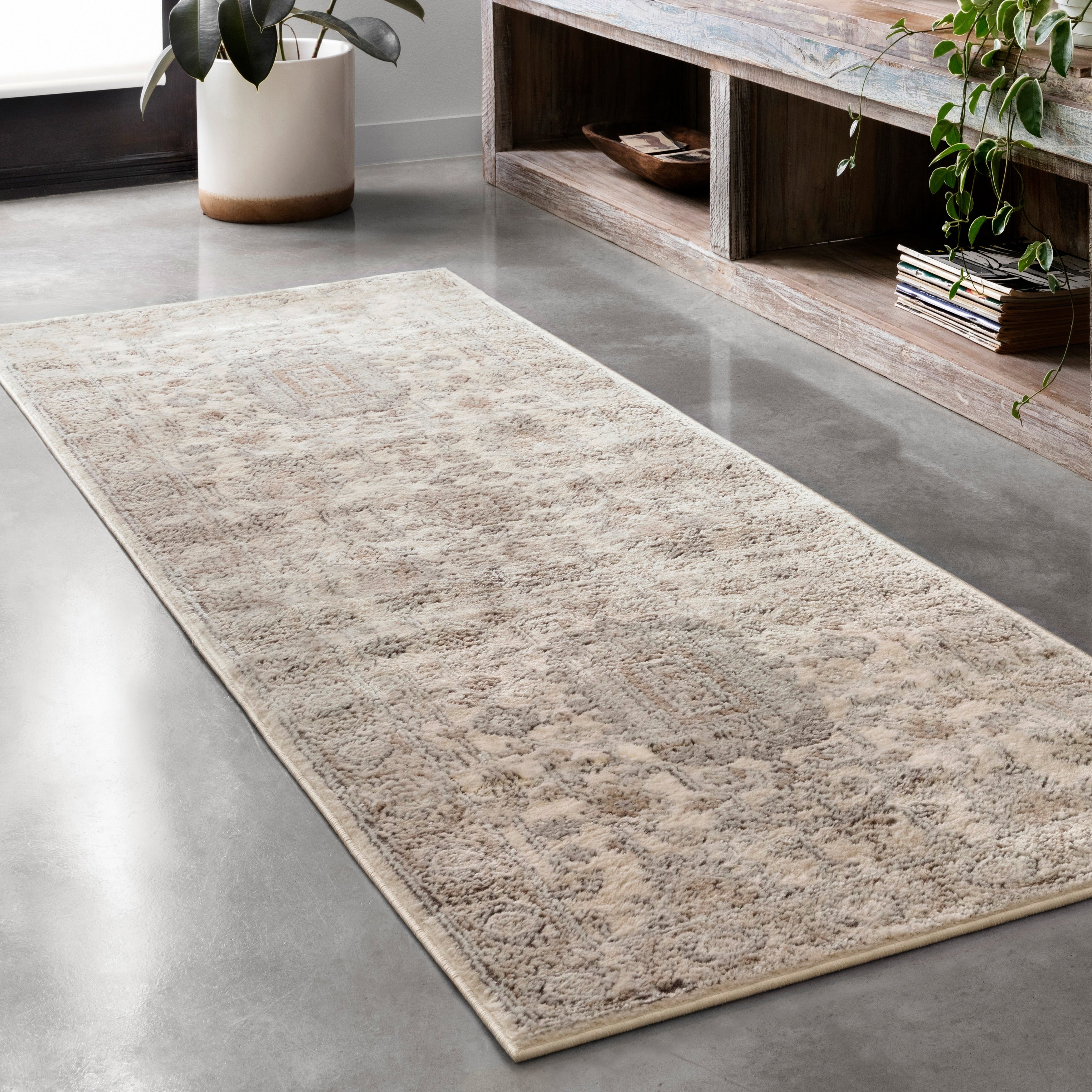 Tapis traditionnel Alexander Home Josefina en fer forgé ornemental