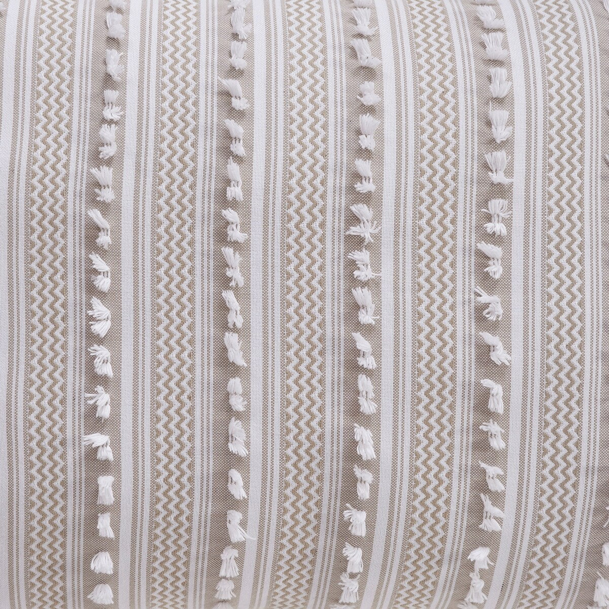 Parure de lit Angelique de Better Trends, 100 % coton, douce et moelleuse, en chenille à rayures élégantes. Lavable en machine et séchable en machine.