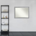 Miroir mural biseauté pour salle de bain - Cadre Vista en nickel brossé