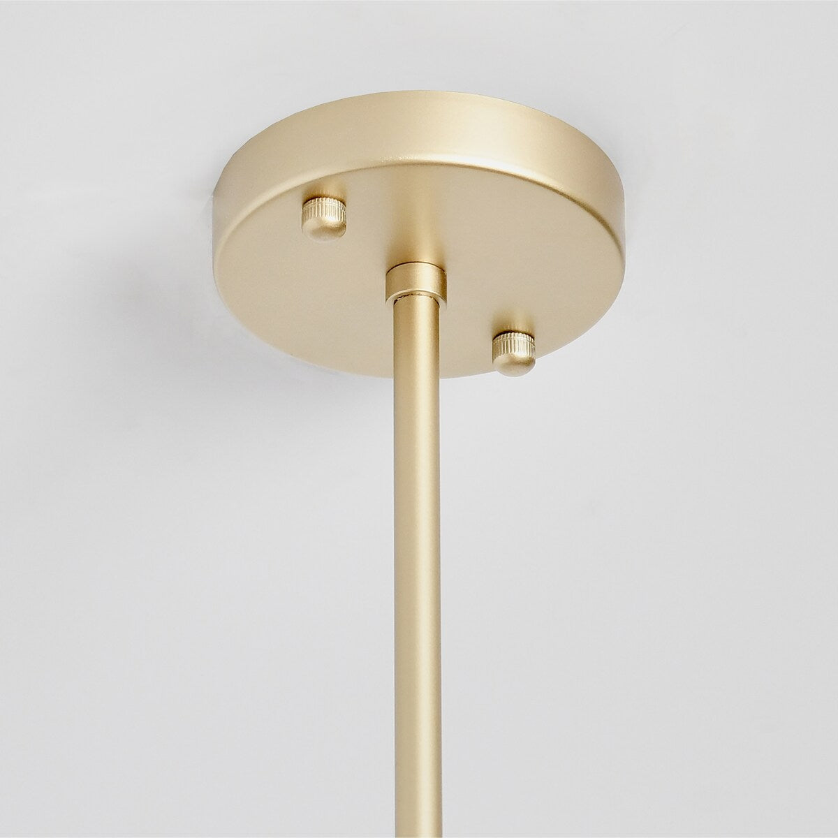 Lustre en perles naturelles Brittany par Kosas Home