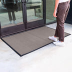 Tapis d'entrée Envelor pour intérieur et extérieur, profil bas, usage commercial.