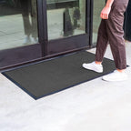 Tapis d'entrée Envelor pour intérieur et extérieur, profil bas, usage commercial.