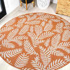 JONATHAN Y Tapis intérieur/extérieur à fronde de palmier Galon