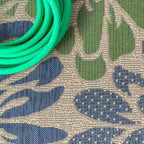 Tapis d'intérieur/extérieur JONATHAN Y à motif floral tissé texturé