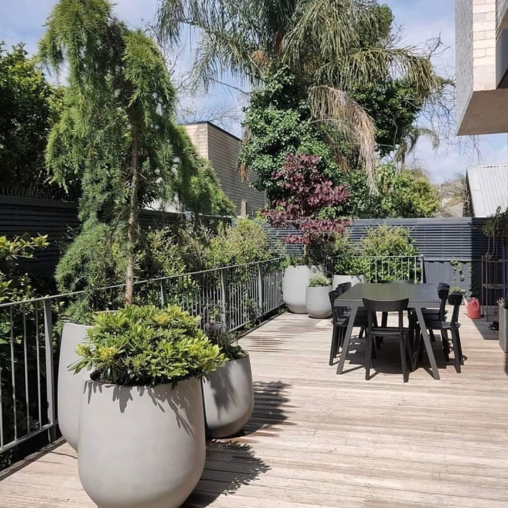 Jardinière conique en fibre de pierre DreamPatio La Mirada (1 pièce) pour intérieur/extérieur