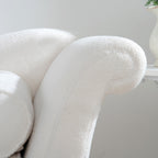 Chaise longue vintage avec accoudoirs en volutes par Christopher Knight Home