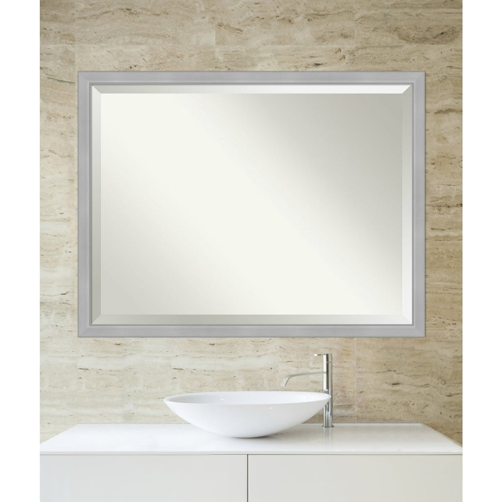 Miroir mural biseauté pour salle de bain - Cadre Vista en nickel brossé