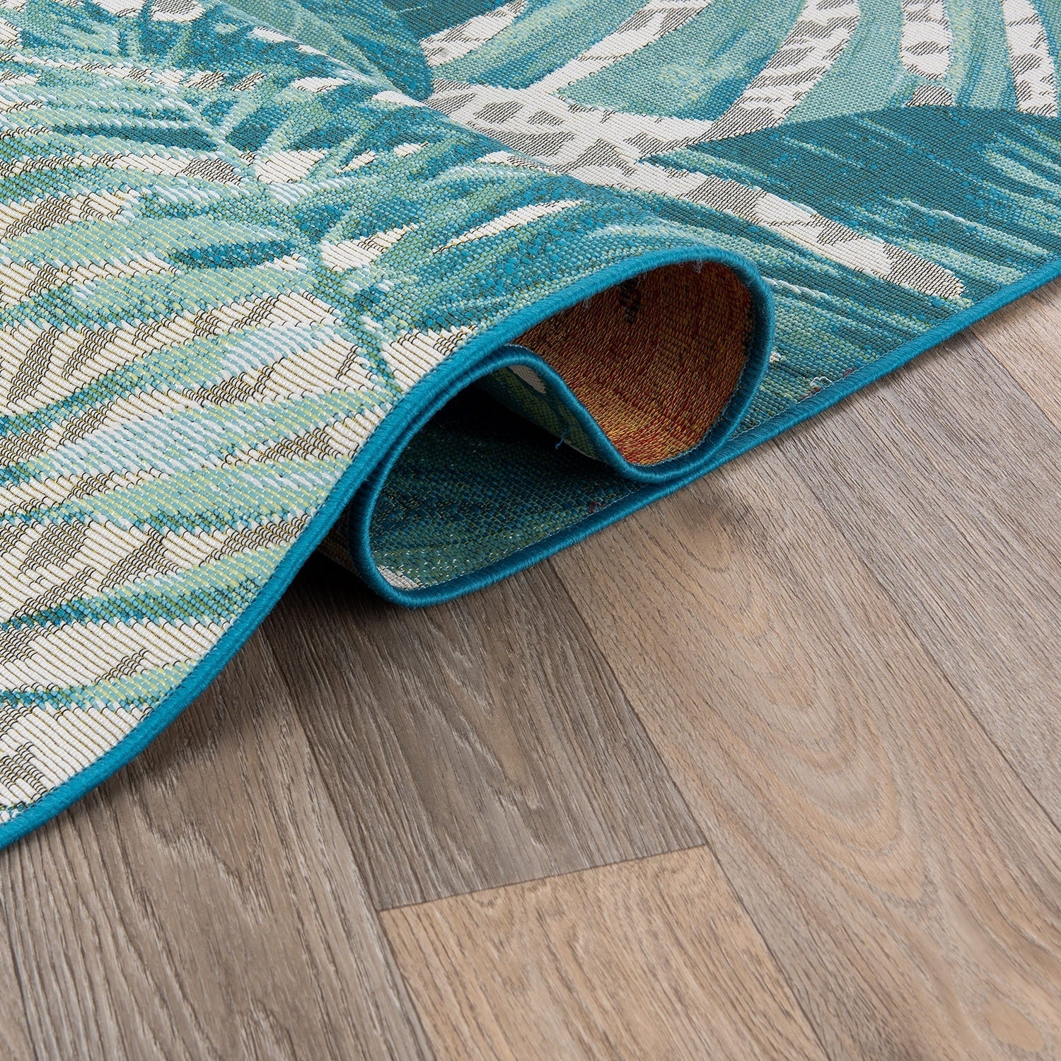 Tapis d'intérieur/extérieur contemporain à motif floral tropical de la World Rug Gallery